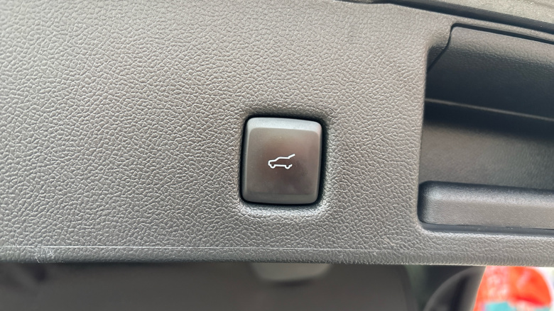 Ford Kuga 2.5 FHEV ST-Line X Edition 5dr CVT Hybrid Estate